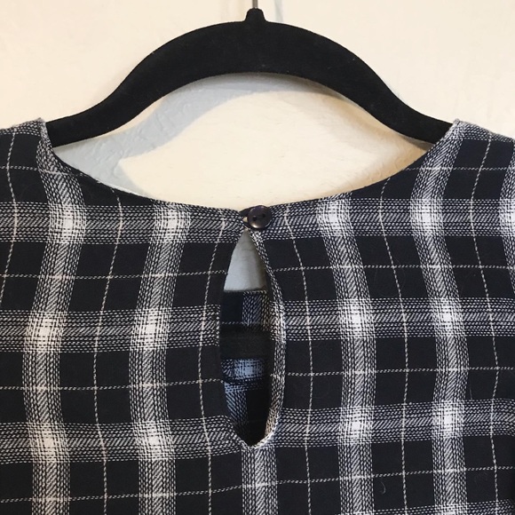 Plaid Ruffled Blouse - Picture 5 of 5